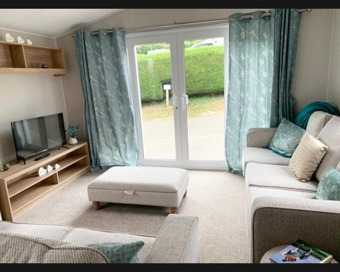 Willa Exotic 3-Bed Caravan At Newquay Holiday Park Zewnętrze zdjęcie