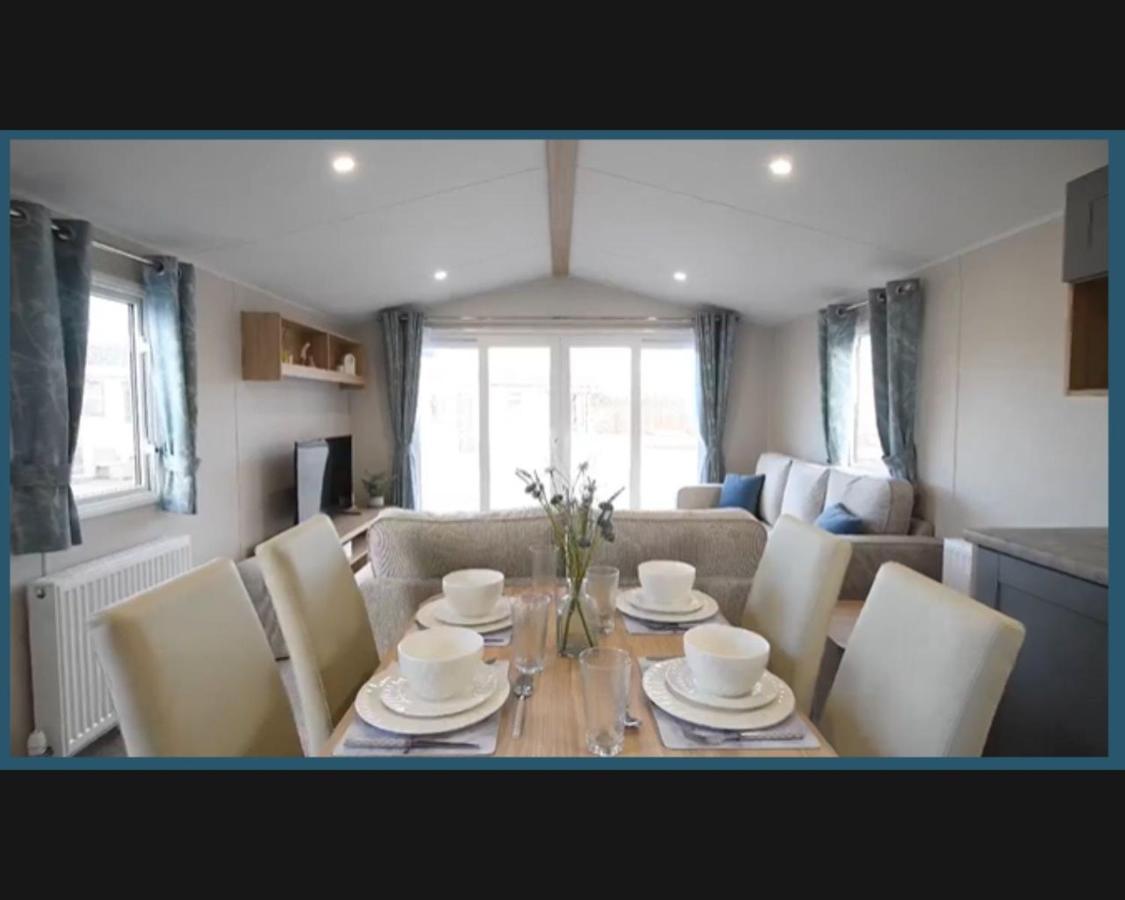 Willa Exotic 3-Bed Caravan At Newquay Holiday Park Zewnętrze zdjęcie